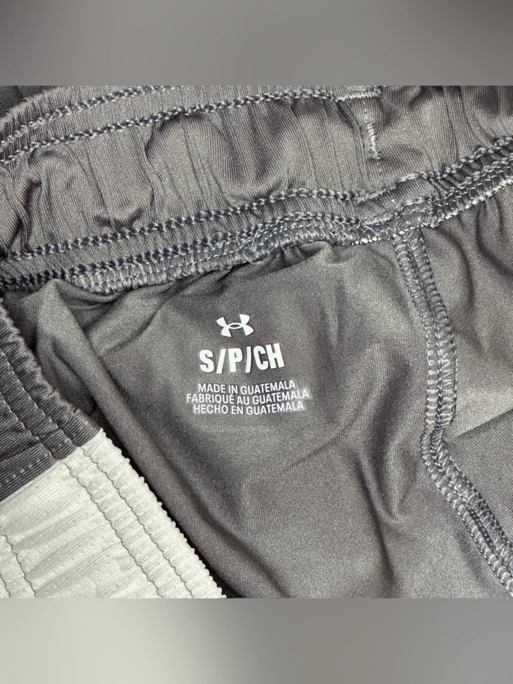 NWT Under Armour Tech Vent 8